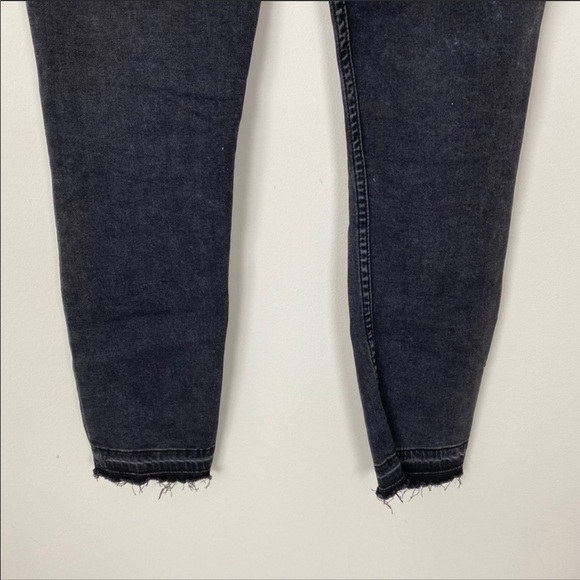 LEE Washed Black High Rise Raw Frayed Released Hem Skinny Jeans Size 6 - Picture 7 of 9